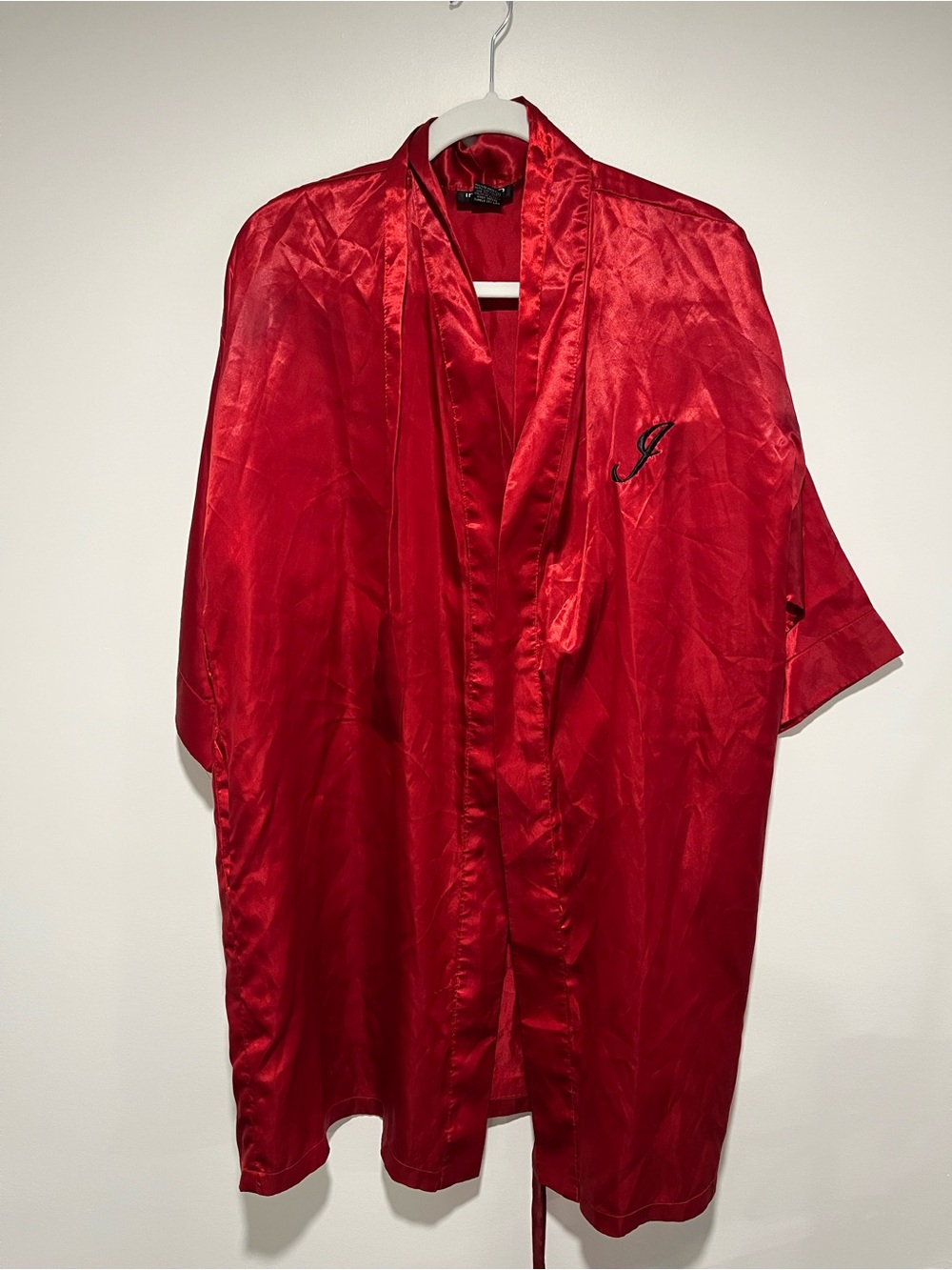 Intimo Satin Short Robe - Deep Red - Picture 3 of 6